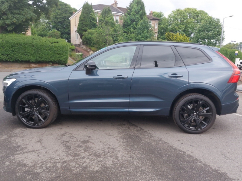 Volvo XC60 2.0 B5p Plus Black Edition Awd Geartronic SL26NVS Blue #5