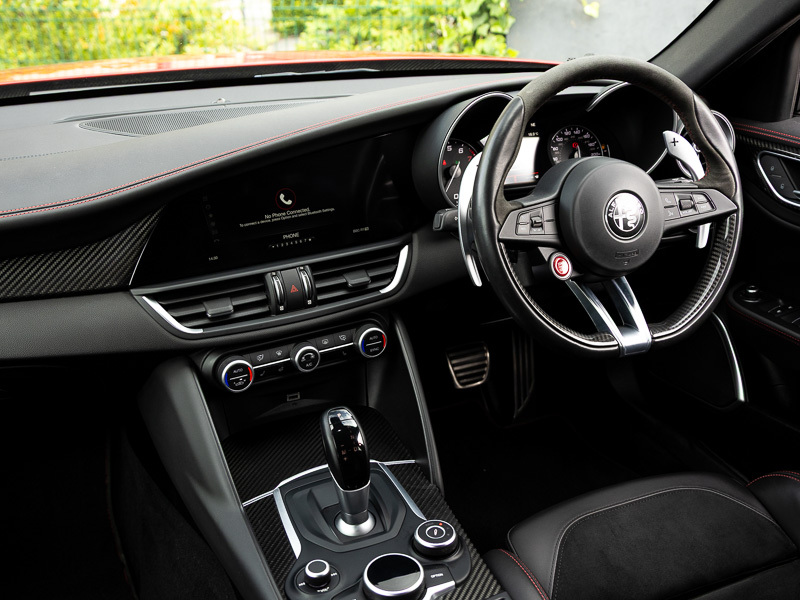 Alfa Romeo Giulia Saloon 2.0T Veloce Euro 6 Ss 201919 Black #13