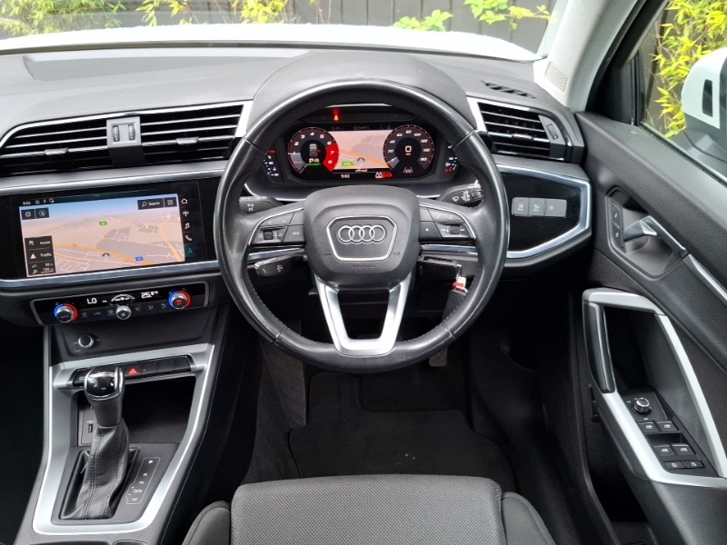 Audi Q3 Audi Q3 S Line 40 Tfsi Quattro 190 Ps S Tronic White #8