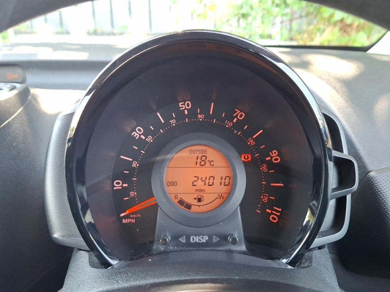 Citroen C1 1.0 Vti 72 Origins White #15