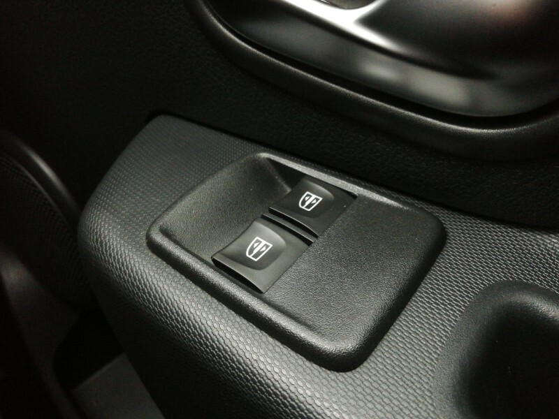 Dacia Sandero Stepway Stepway 0.9 Laureate. Family Car. Red #13