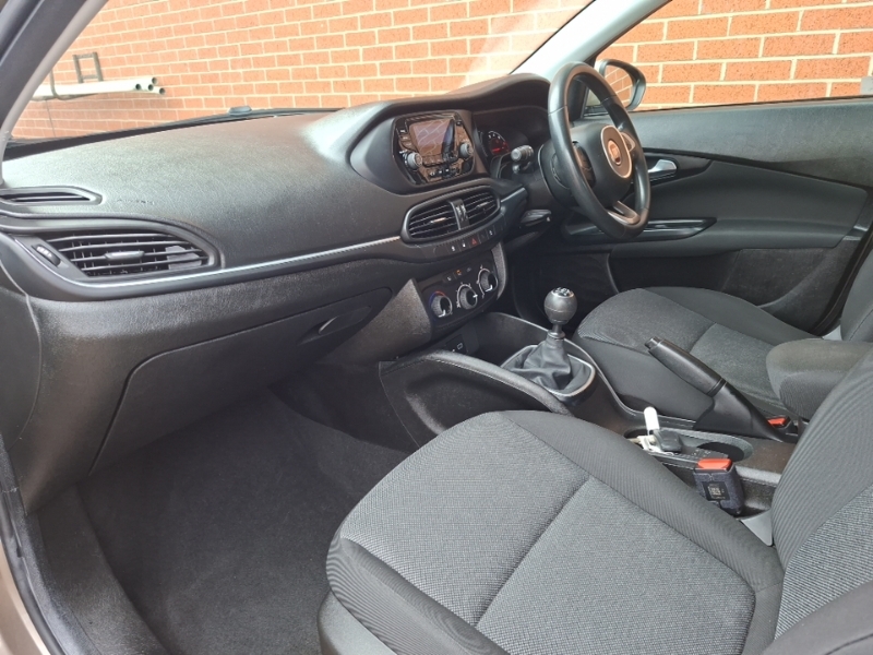 Fiat Tipo 1.4 Easy Beige #5