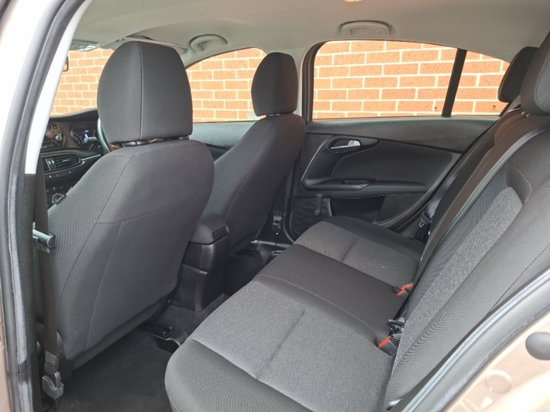Fiat Tipo 1.4 Easy Beige #6