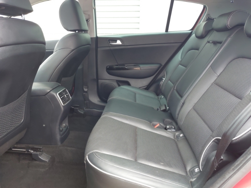 Kia Sportage 1.6 Crdi 48V Isg 4 Dct Red #6