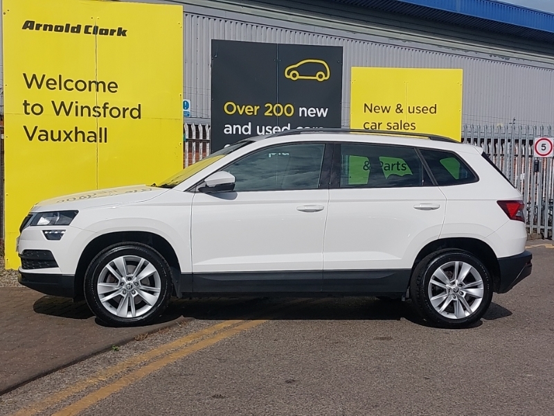 Skoda Karoq 1.0 Tsi Se Technology White #4