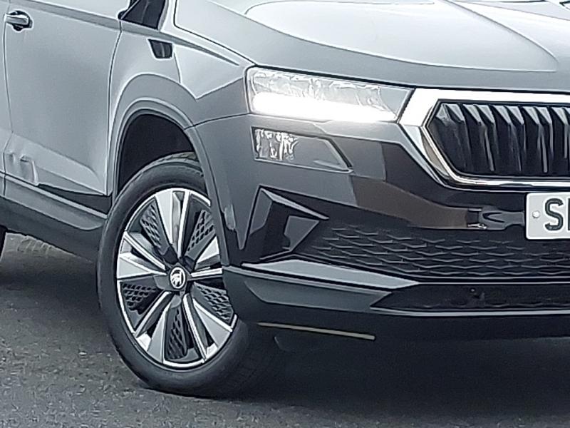 Skoda Karoq 1.5 Tsi Se L Dsg Black #9