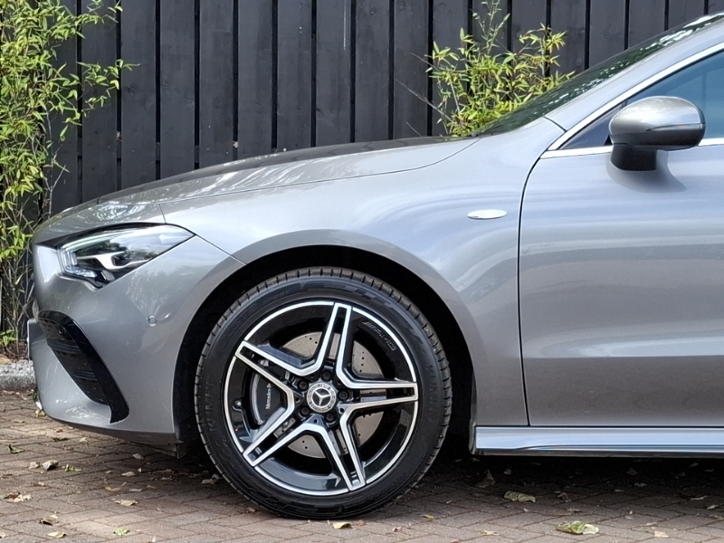 Mercedes-Benz CLA Class Cla 250 200Kw Eq Amg Line Prem Ed 85Kwh Red #19
