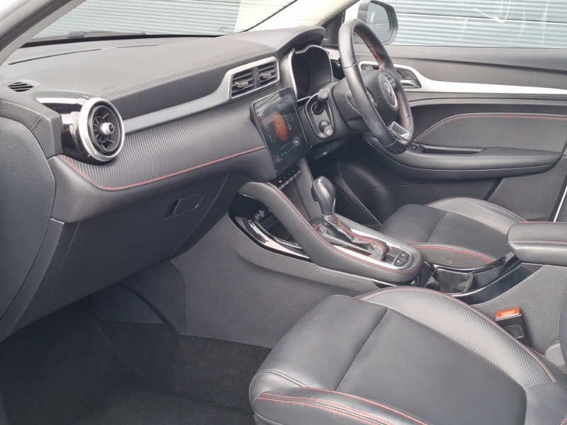 MG ZS 1.0T Gdi Exclusive Dct White #5