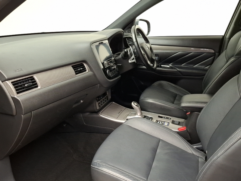Mitsubishi Outlander 2.4 Phev 4H Black #5