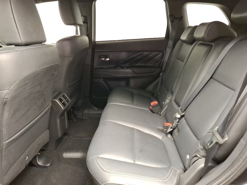Mitsubishi Outlander 2.4 Phev 4H Black #6