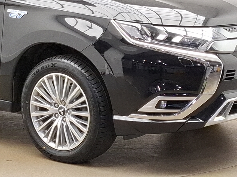 Mitsubishi Outlander 2.0 Mivec Black Cvt 4Wd Euro 6 Ss Black #20