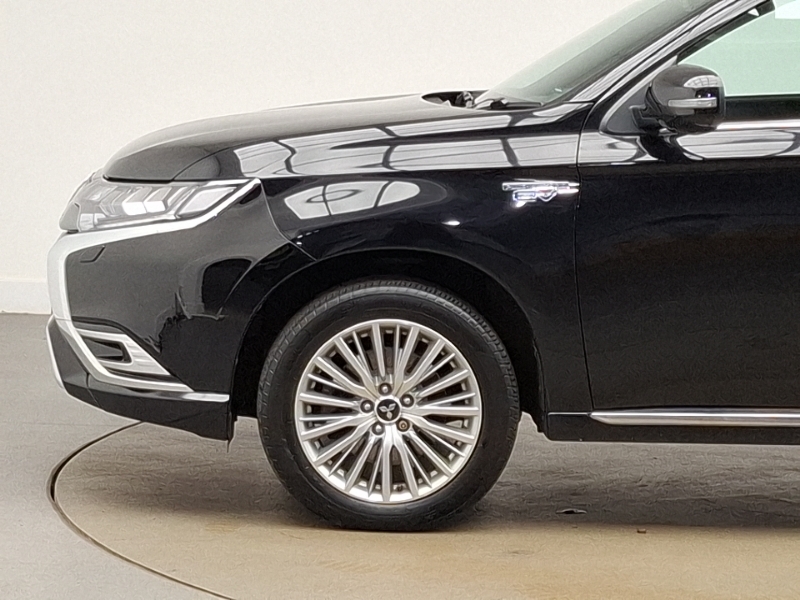 Mitsubishi Outlander 2.0 Mivec Black Cvt 4Wd Euro 6 Ss Black #19