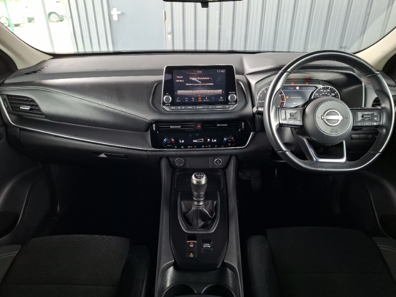 Nissan Qashqai 1.3 Dig-t Mh 158 Acenta Premium Grey #3