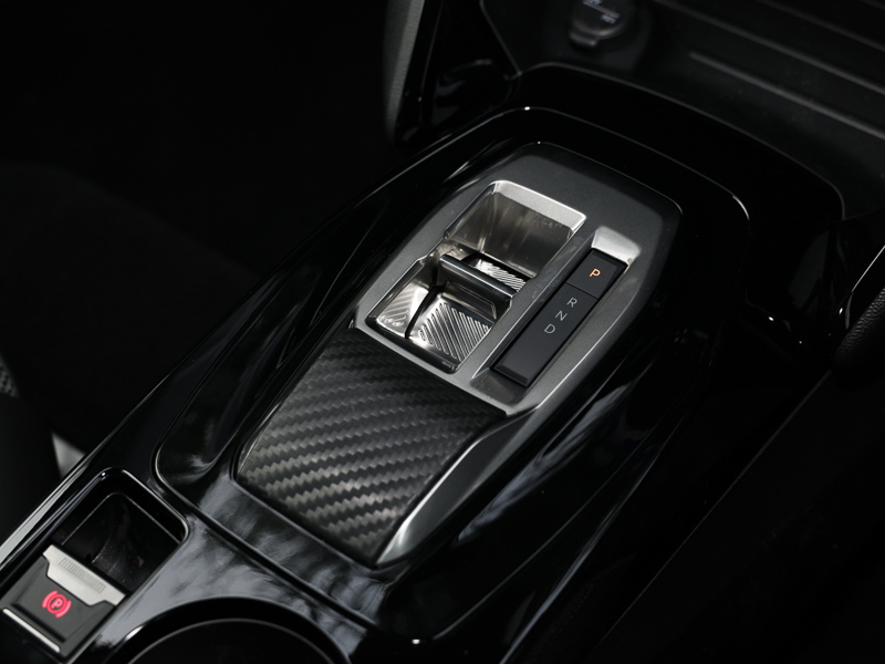 Peugeot 208 1.2 Hybrid 110 Gt E-dsc6 Black #15