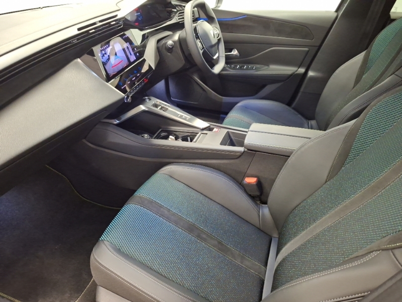 Peugeot 308 115Kw First Edition 54Kwh Grey #5