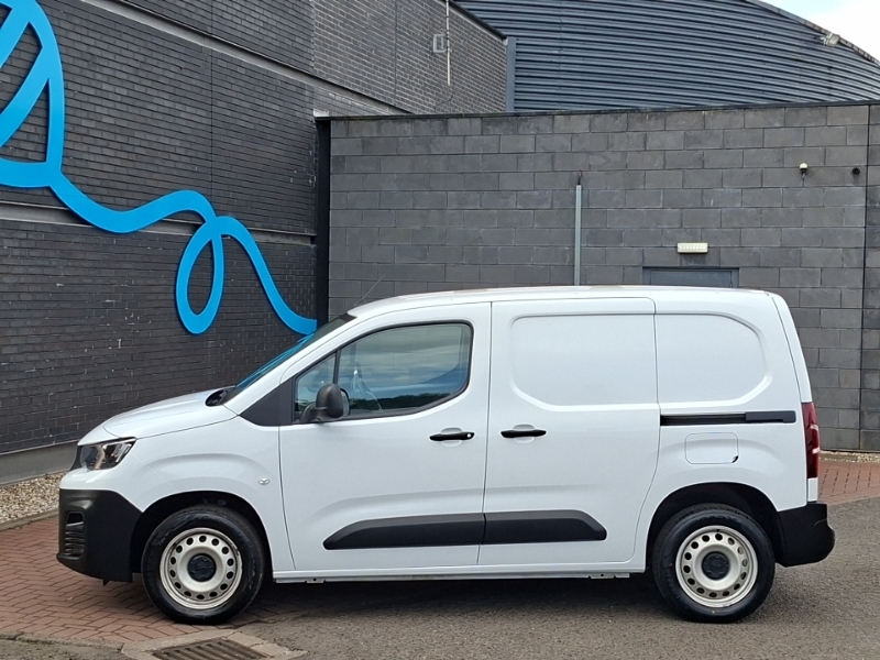 Peugeot Partner 1000 1.5 Bluehdi 100 Professional Premium Van White #4