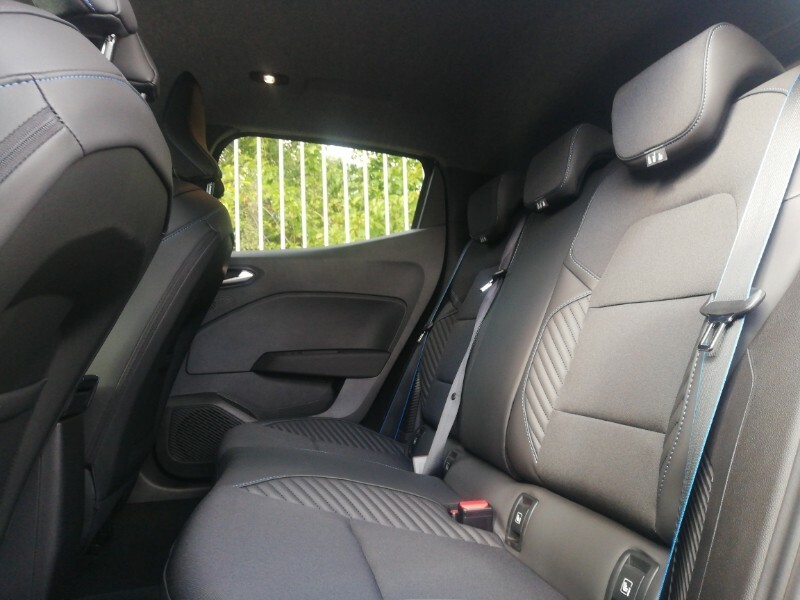 Renault Clio 1.6 E-tech Fh 145 Techno Esprit Alpine Black #6