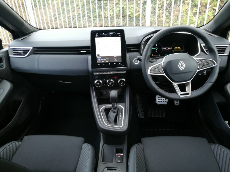 Renault Clio 1.6 E-tech Fh 145 Techno Esprit Alpine Black #3
