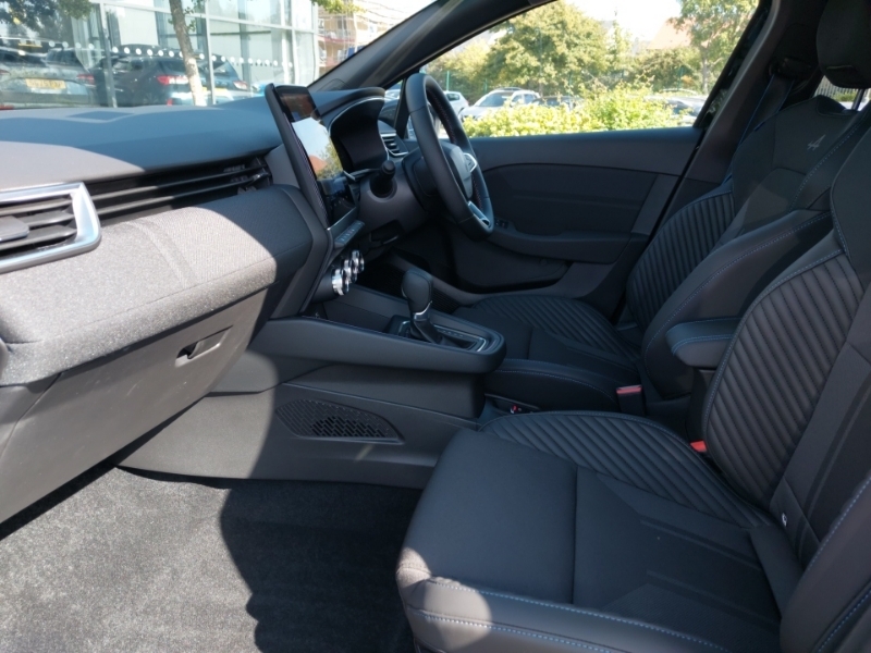 Renault Clio 1.6 E-tech Fh 145 Techno Esprit Alpine Black #5