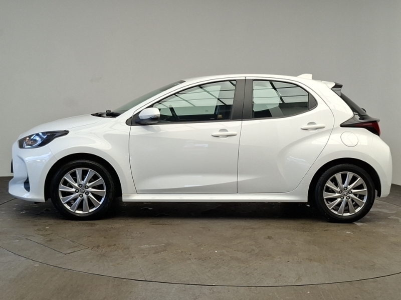 Toyota Yaris 1.5 Hybrid Icon Cvt White #4