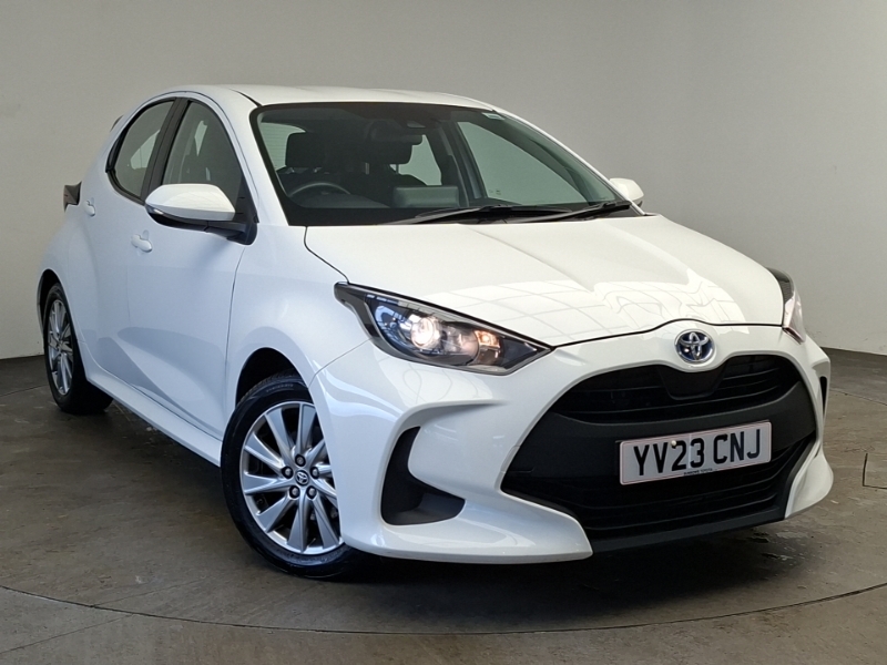 Toyota Yaris 1.5 Hybrid Icon Cvt White