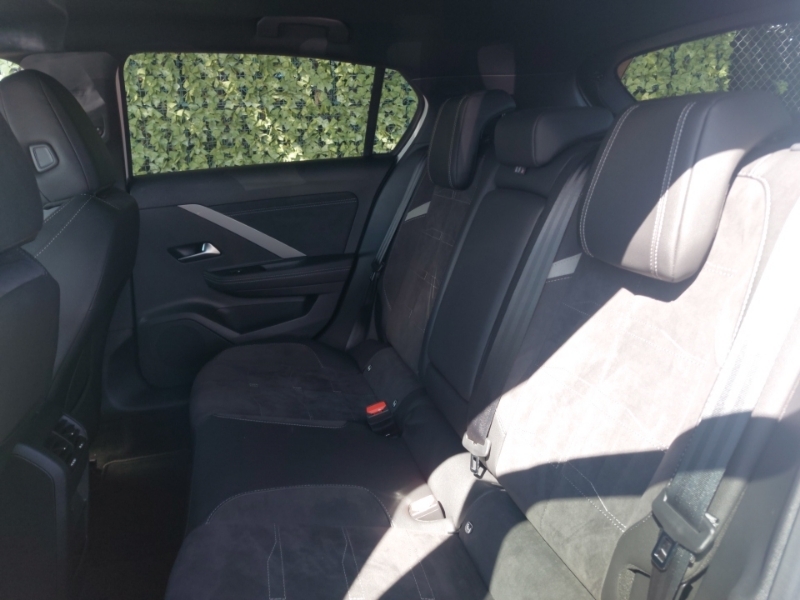 Vauxhall Astra 1.5 Turbo D Ultimate White #6