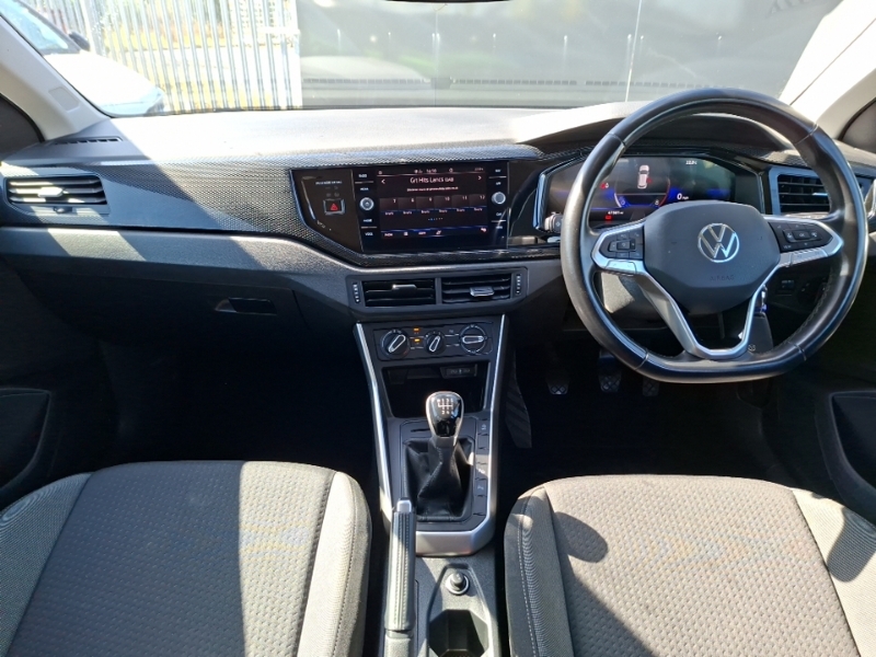 Volkswagen Taigo 1.0 Tsi 110 Life Black #3
