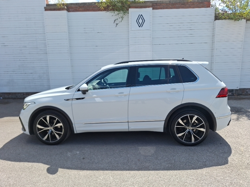 Volkswagen Tiguan 2.0 Tdi R-line Dsg White #4
