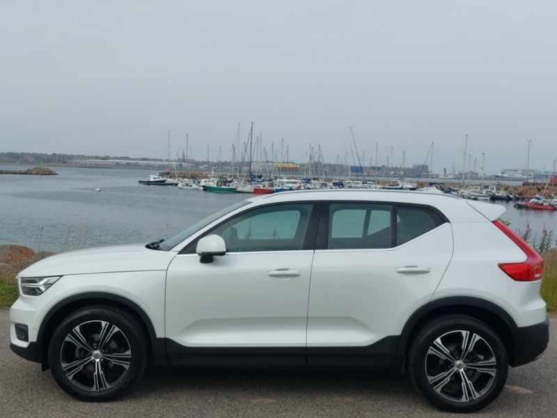 Volvo XC40 1.5 T3 163 Inscription Pro Geartronic White #4