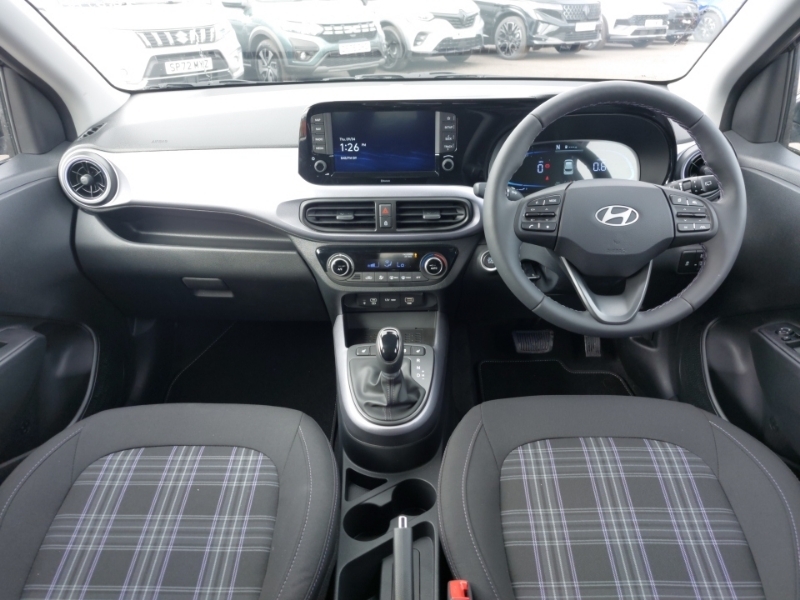 Hyundai I10 1.2 79 Premium Nav Black #3
