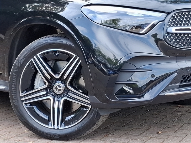 Mercedes-Benz GLC Class 300 4Matic Amg Line Prem Pan 9G-tronic 2026 Black #20