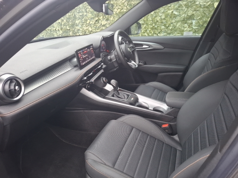 Alfa Romeo Tonale 1.5 Mhev Ti Grey #5
