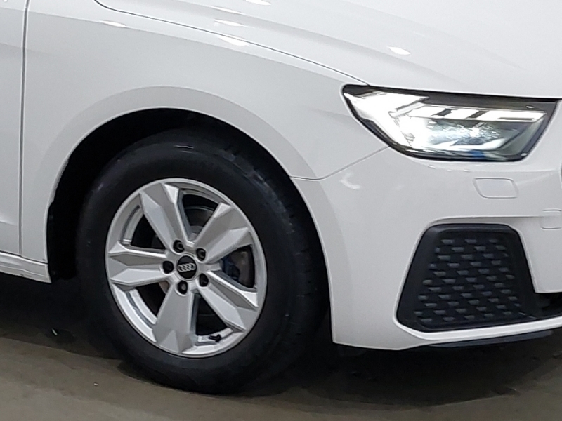 Audi A1 Audi A1 Sportback Sport 30 Tfsi 110 Ps S Tronic White #20