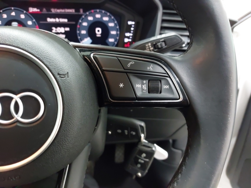 Audi A1 Audi A1 Sportback Sport 30 Tfsi 110 Ps S Tronic White #13
