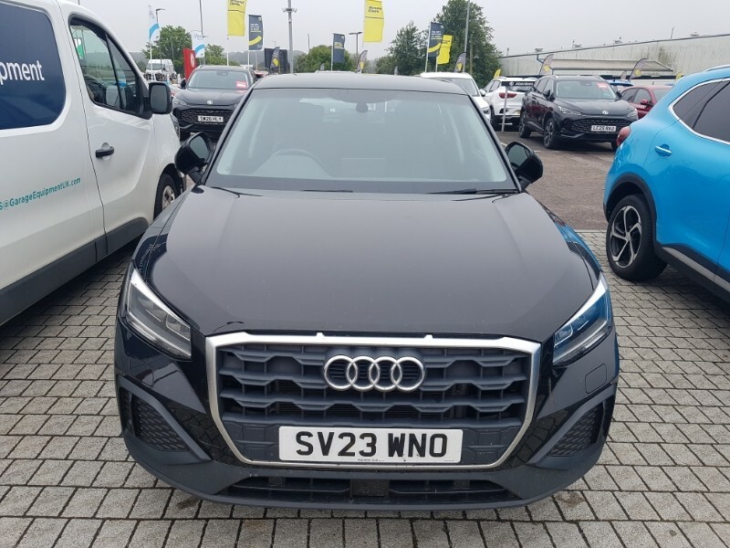 Audi Q2 30 Tfsi Technik Black