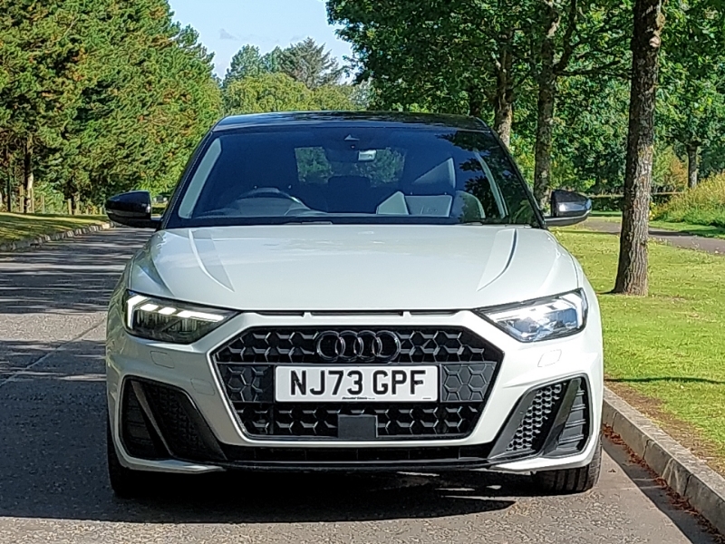 Audi A1 Audi A1 Sportback Sport 30 Tfsi 110 Ps S Tronic White #14