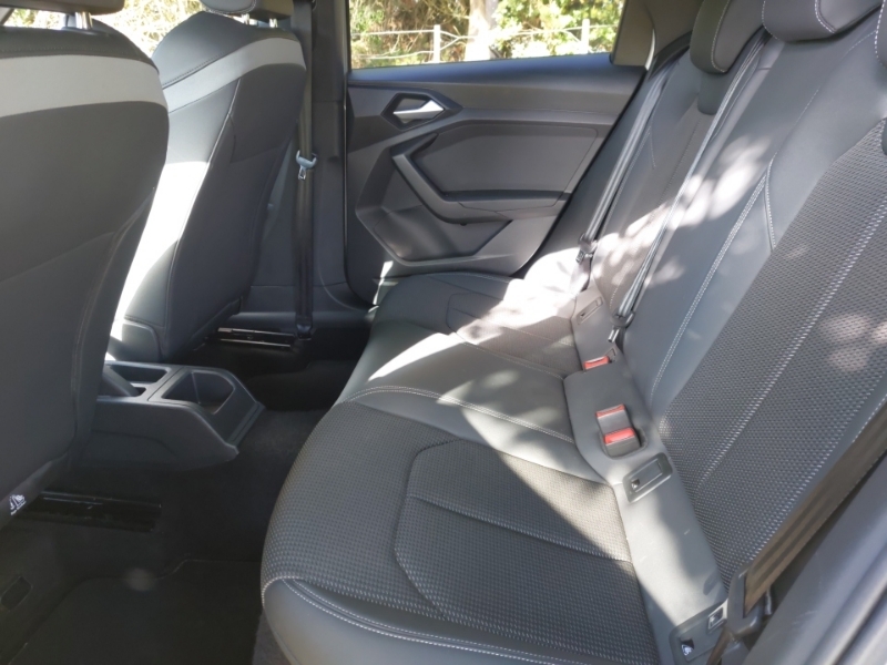 Audi A1 30 Tfsi 110 Black Edition Silver #6