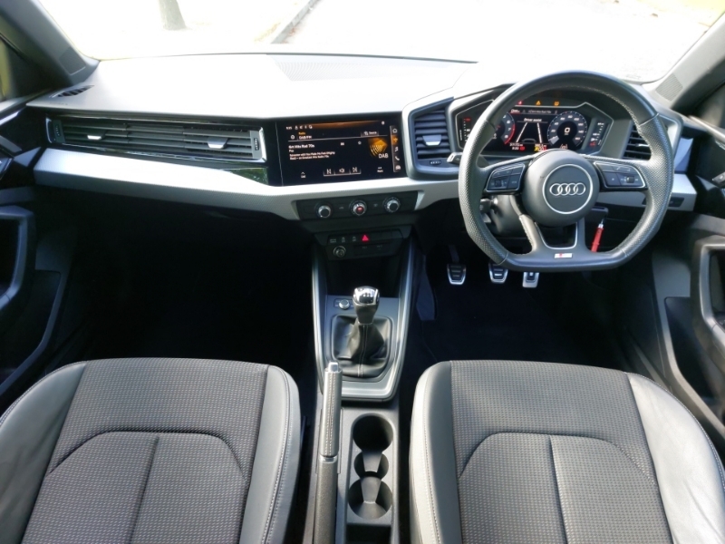 Audi A1 30 Tfsi 110 Black Edition Silver #3