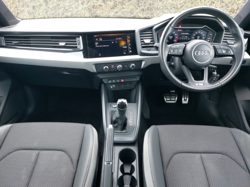 Audi A1 35 Tfsi S Line S Tronic Black #3