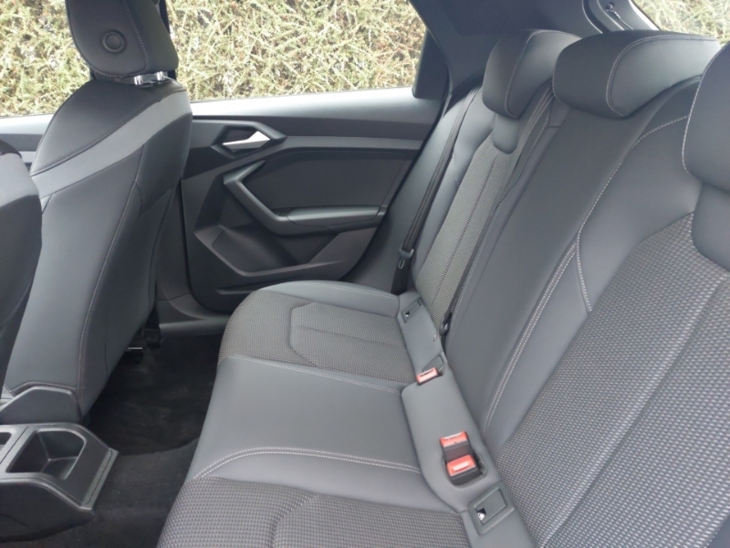 Audi A1 35 Tfsi S Line S Tronic Black #6