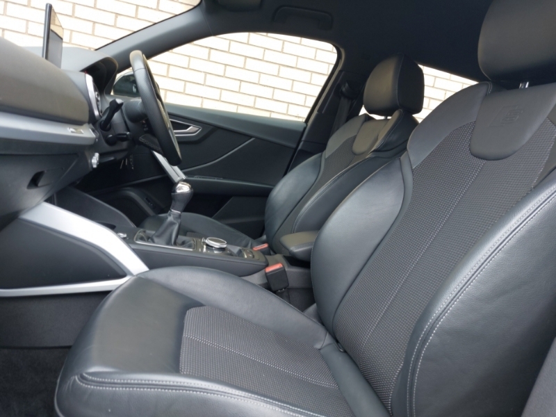 Audi Q2 30 Tfsi S Line Black #5