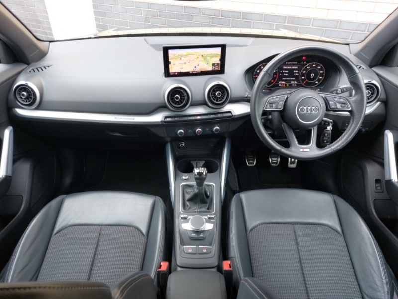 Audi Q2 30 Tfsi S Line Black #3