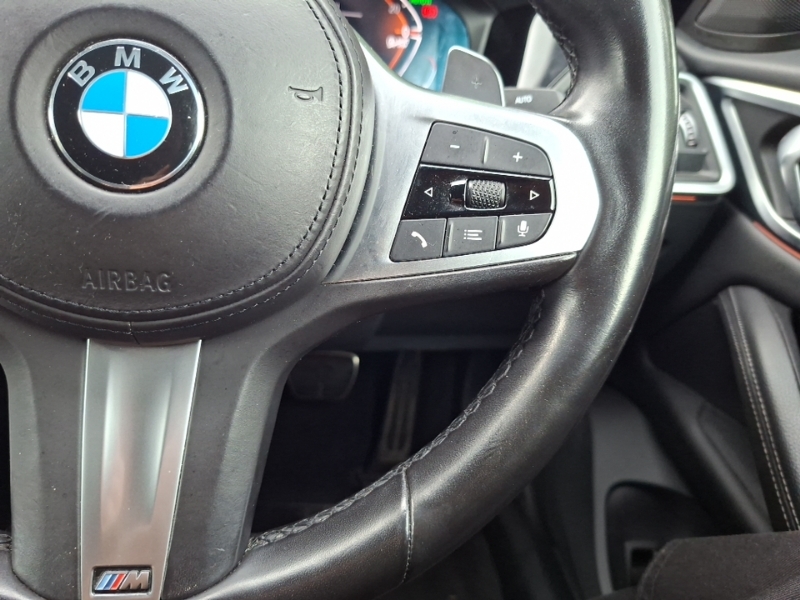 BMW 4 Series M440i Xdrive Convertible Red #13