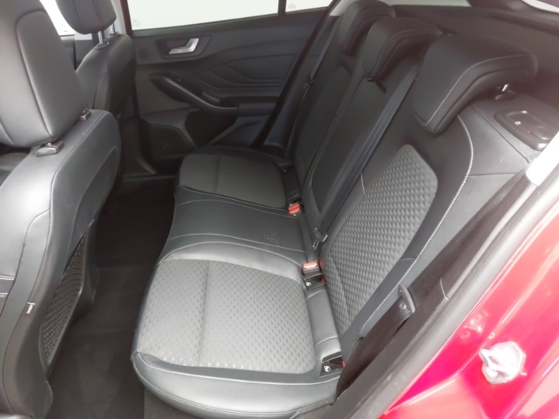 Ford Focus 1.0 Ecoboost Hybrid Mhev 155 Titanium X Ed Red #6