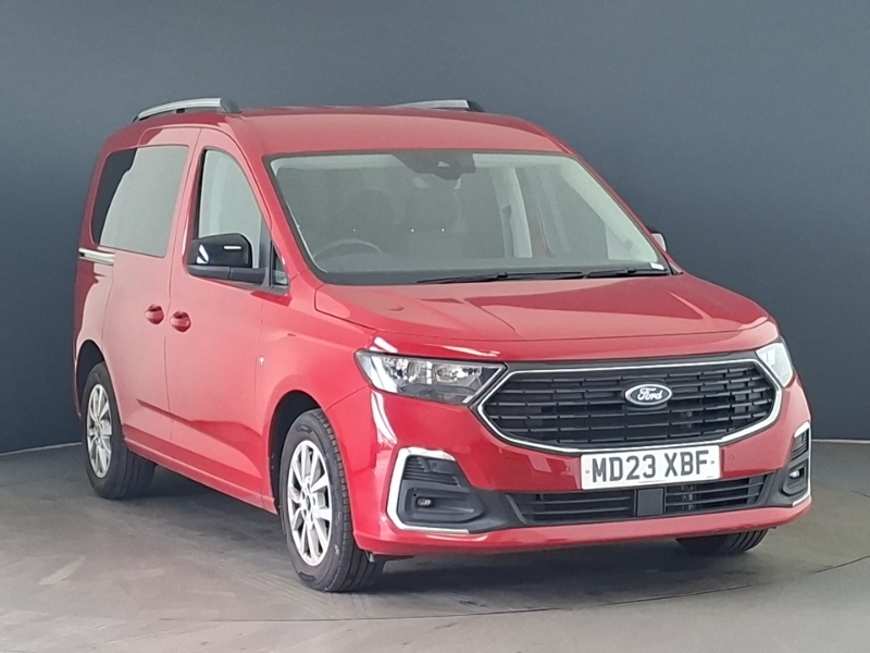 Ford Tourneo Connect 2.0 Ecoblue Titanium Red