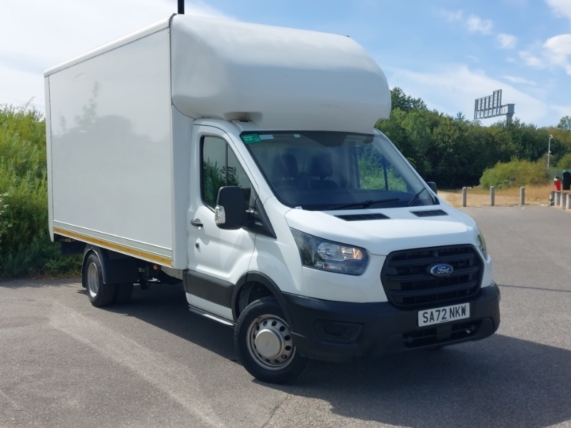 Ford Transit Custom 2.0 Ecoblue 130Ps Chassis Cab White
