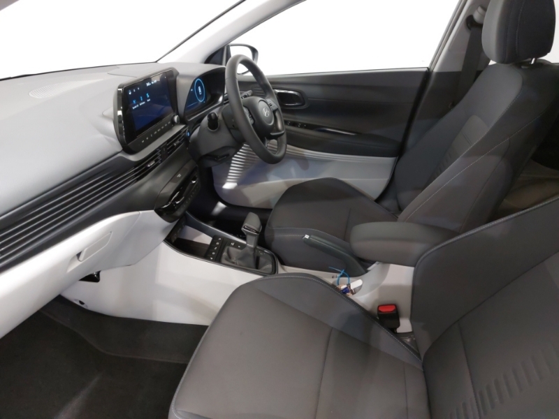 Hyundai Bayon 1.0 Tgdi 90 Tech Line Dct Black #5