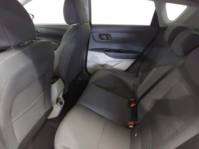 Hyundai Bayon 1.0 Tgdi 90 Tech Line Dct Black #6