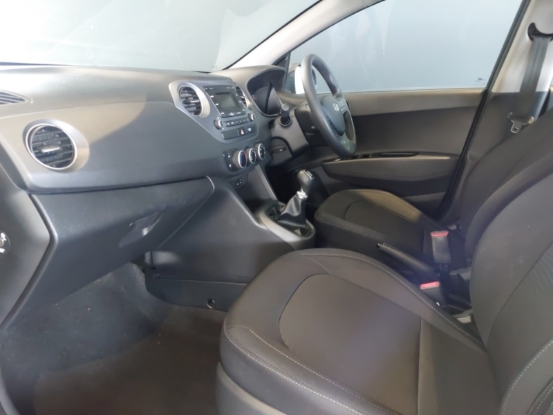 Hyundai I10 1.2 Se Black #5