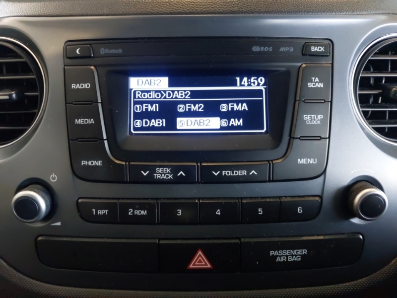 Hyundai I10 Hyundai I10 Se 1.0 White #11